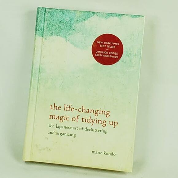 The Life-Changing Magic of Tidying Up by Marie Kondo Hardcover - Picture 1 of 4